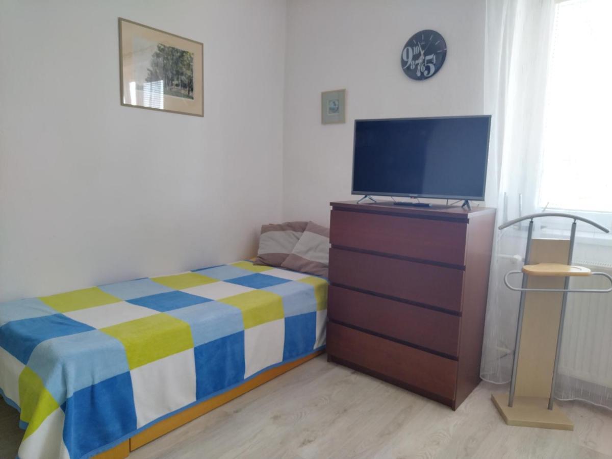 Soukromé pokoje Havlíčkŭv Brod Esterno foto
