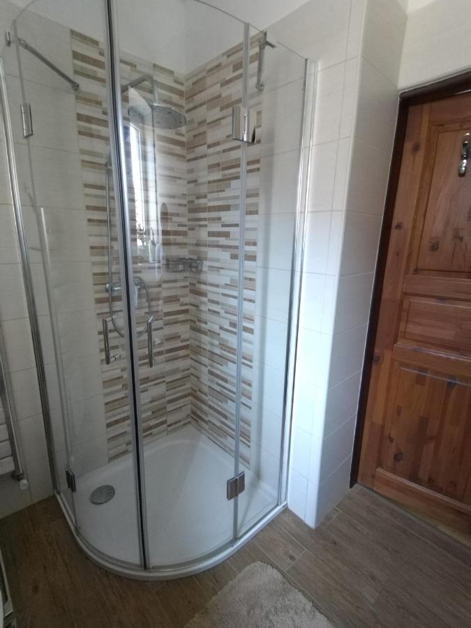 Soukromé pokoje Havlíčkŭv Brod Esterno foto