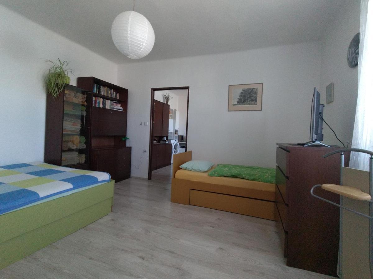 Soukromé pokoje Havlíčkŭv Brod Esterno foto